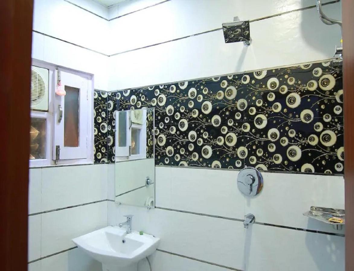 Hotel Kings, Rohtak 外观 照片